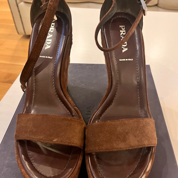 Prada wedge sandals size 40 1/2 - Picture 4 of 4